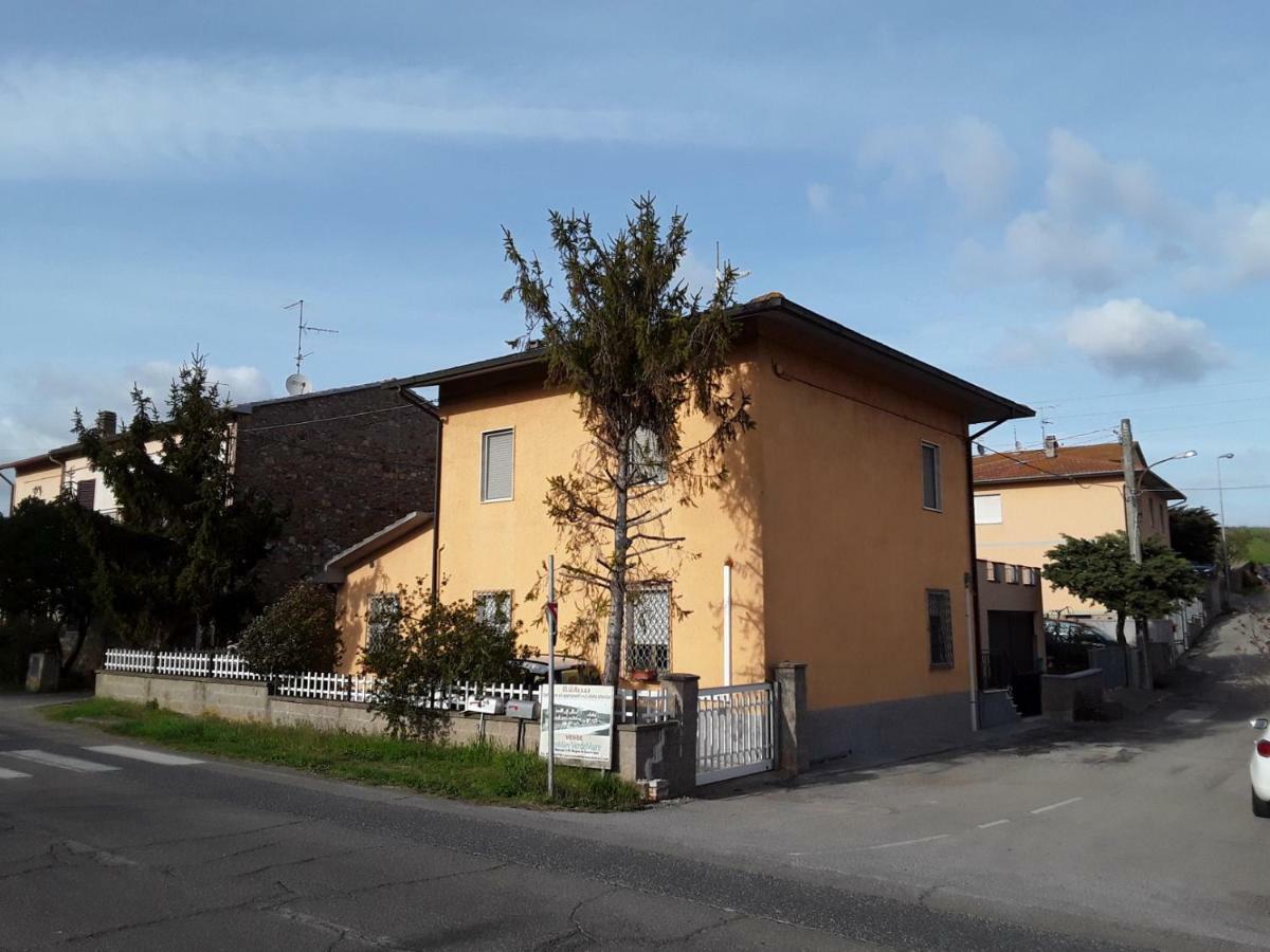 Vacanze Roberta - Bivio Via Mascagni 1 *